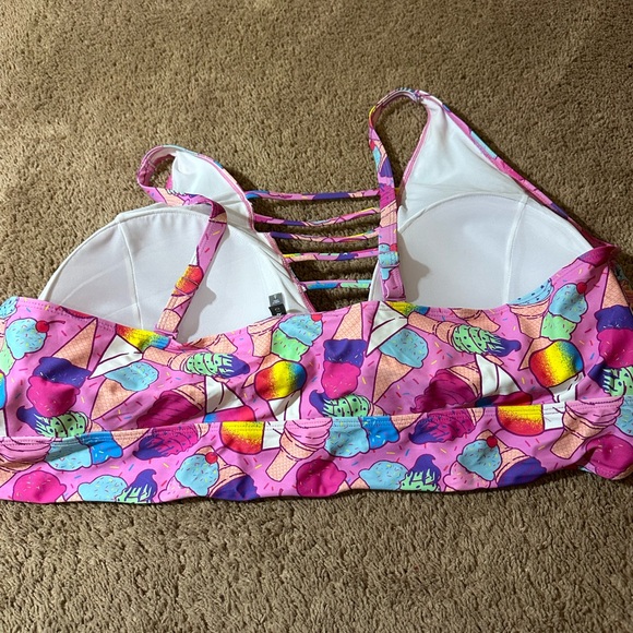 Torrid Women’s Wireless High Neck Lattice Bikini Top Pink Ice Cream Cone Size 6 - Picture 4 of 6